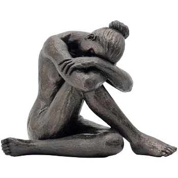 Frau Hilda, Polyresin, 35,6x25,3x30 cm