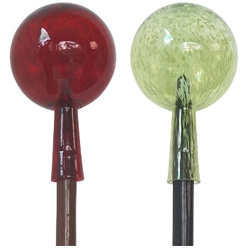 RosenKugel mit HolzStab Vitreous, rot/grün, Glas/Holz,