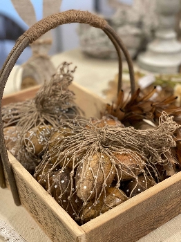Ei im Netz Dost, natur, Holz, 4,5x4,5x7 cm